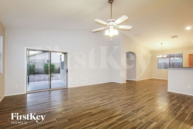 17048 W Southampton Rd in Surprise, AZ - Building Photo - Building Photo
