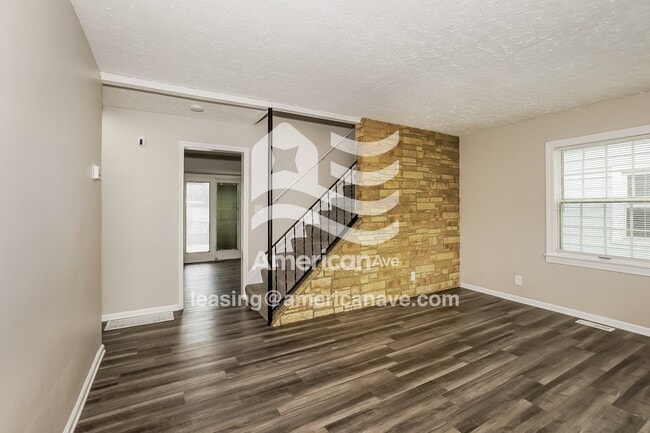 3187 Lincoln St in Lorain, OH - Foto de edificio - Building Photo