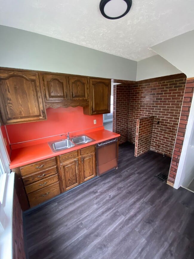 property at 11712 Princeton Ave