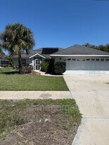 2612 7th St W in Lehigh Acres, FL - Building Photo