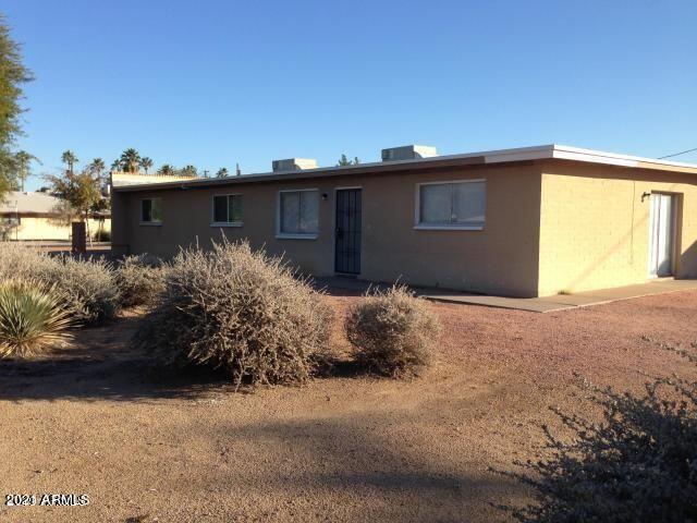 property at 1333 W 5th St
