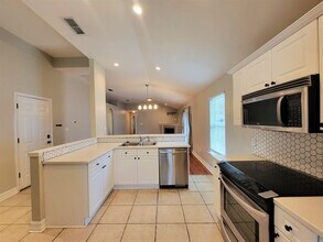 2921 Alexis Ln in Tallahassee, FL - Building Photo - Building Photo
