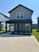 112 State Hwy 1611 in Russell Springs, KY - Building Photo