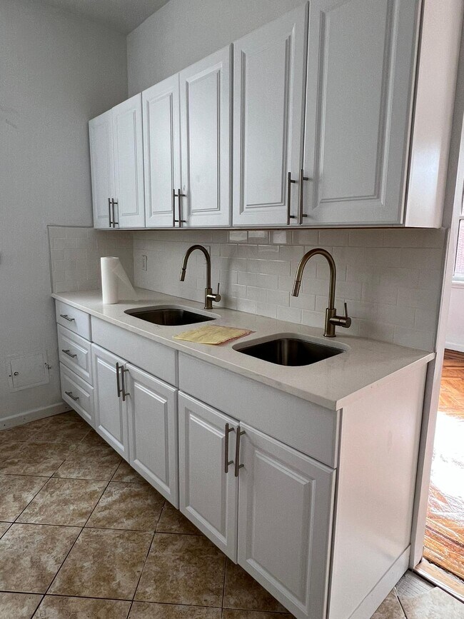 1103 55th St in Brooklyn, NY - Building Photo - Building Photo