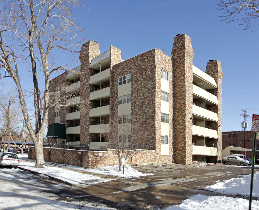 Pennsylvania Park in Denver, CO - Building Photo