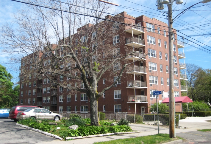 The Siena Building in Bridgeport, CT - Building Photo