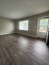 1410 Knob Creek Rd in Johnson City, TN - Building Photo - Building Photo