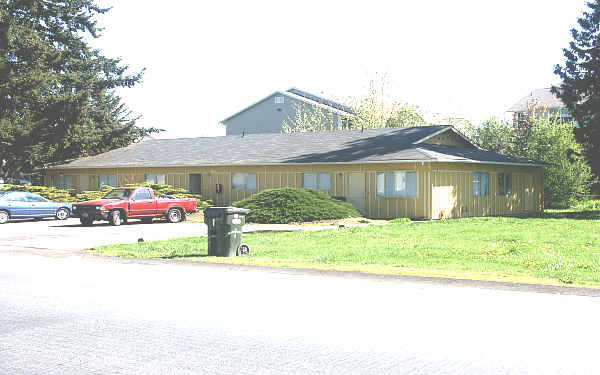 13501 98th Avenue Ct E in Puyallup, WA - Building Photo - Building Photo