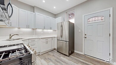 115 S Paulina St in Chicago, IL - Building Photo - Building Photo