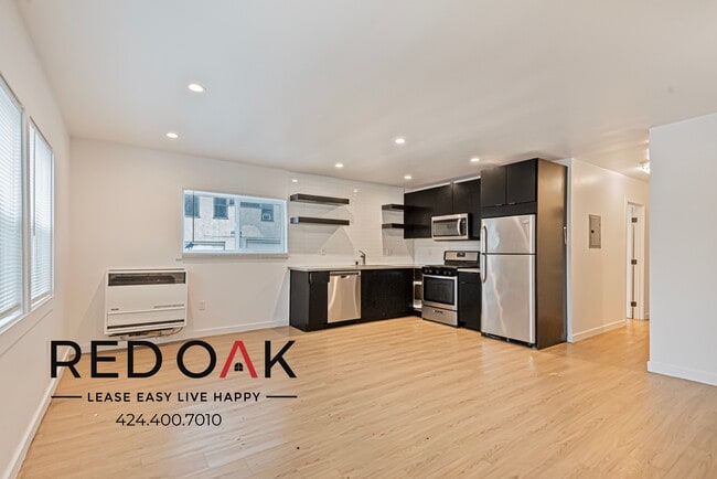 3152 James M Wood Blvd, Unit 3148 in Los Angeles, CA - Foto de edificio - Building Photo