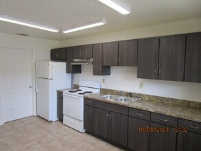 1262 Essex Rd in Daytona Beach, FL - Building Photo - Building Photo