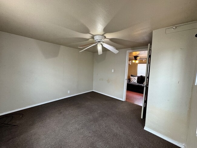422 S Lincoln Ave, Unit PH32 in Odessa, TX - Building Photo - Building Photo