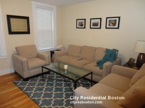 66 Middle St in Boston, MA - Building Photo - Building Photo