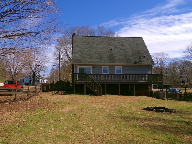 1775 Ralee Dr in Winston-Salem, NC - Building Photo - Building Photo