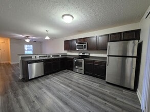 521 Cider Hill Rd in Jacksonville, NC - Building Photo - Building Photo