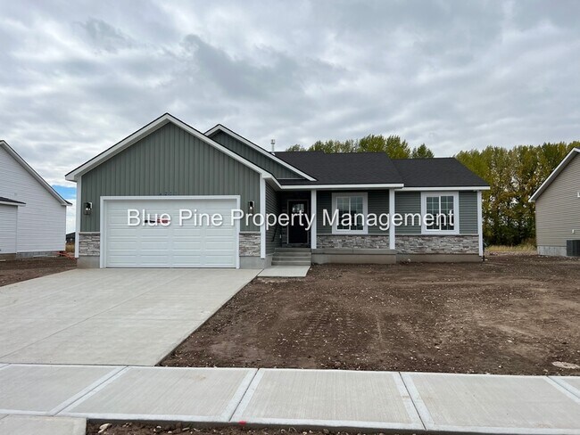 property at 4211 N Ventura Ave