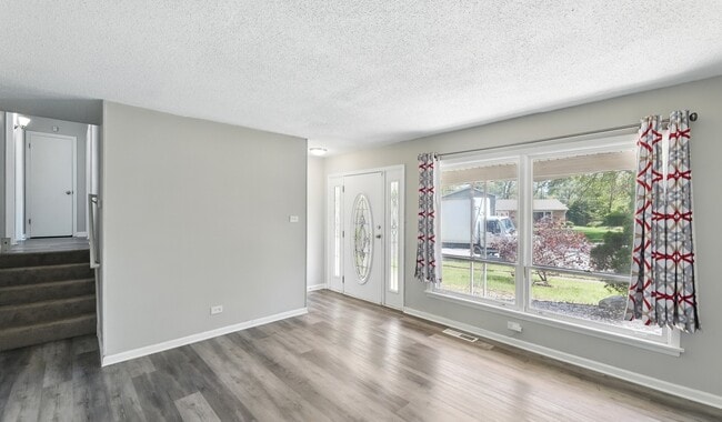 17704 Grandview Dr in Hazel Crest, IL - Building Photo - Building Photo