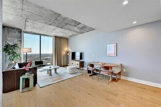 48 East Ave in Austin, TX - Building Photo - Building Photo