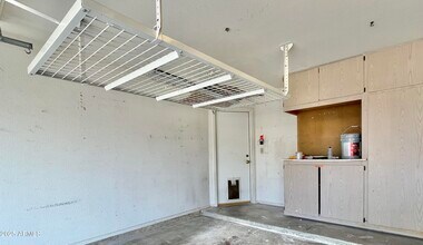 6909 W Tina Ln in Glendale, AZ - Building Photo - Building Photo