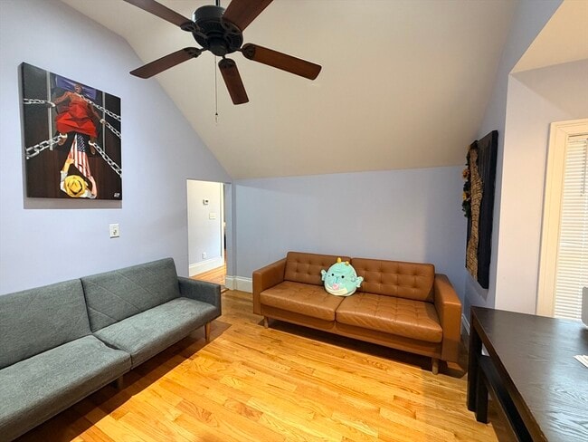 341 Linwood Ave in Newton, MA - Building Photo - Building Photo