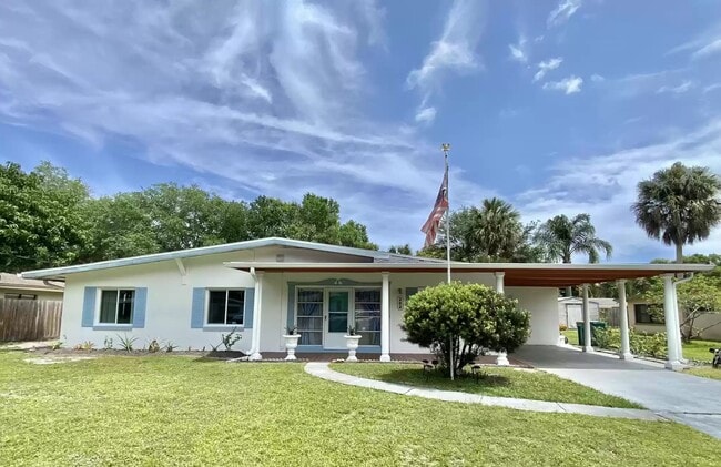 property at 282 W Laila Dr