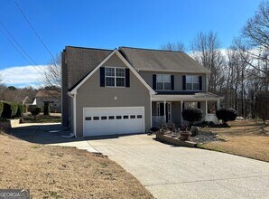 7235 Coral Lake Dr in Flowery Branch, GA - Building Photo - Building Photo