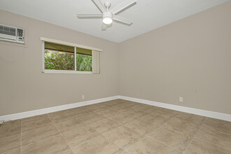 2170 NE 44th St in Lighthouse Point, FL - Building Photo - Interior Photo