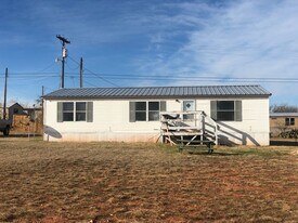 1109 Market St in Tye, TX - Building Photo
