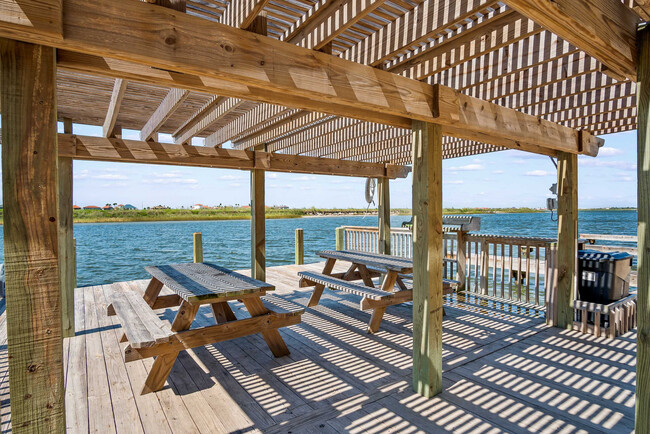 15209 Leeward Dr in Corpus Christi, TX - Building Photo - Building Photo