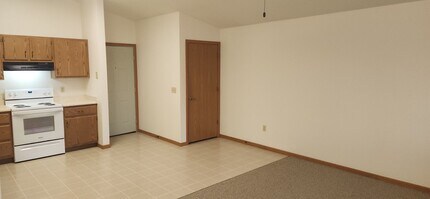 385 Main St in Lomira, WI - Building Photo - Building Photo