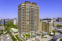 Residences at the Stoneleigh in Dallas, TX - Foto de edificio - Building Photo