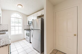 478 E Evergreen Ln in Fayetteville, AR - Building Photo - Building Photo