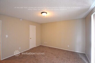 5025 N 69th Ave in Glendale, AZ - Building Photo - Building Photo
