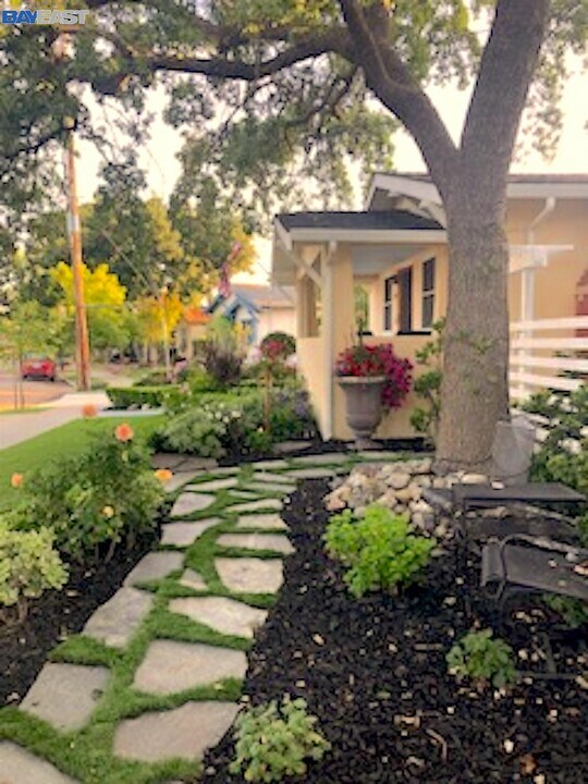 962 S G St in Livermore, CA - Building Photo