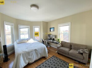 7 Bickford Ave, Unit #3 in Boston, MA - Building Photo - Building Photo