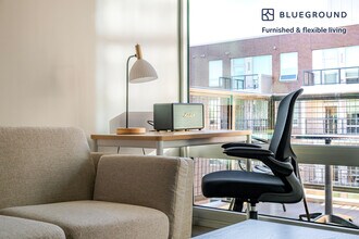 2 Leighton St, Unit FL5-ID1298 in Cambridge, MA - Foto de edificio - Building Photo