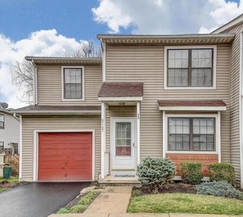 8167 Newark Ave in Westerville, OH - Building Photo