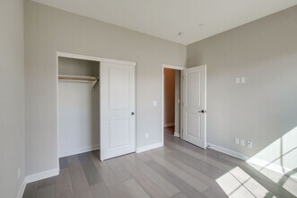 11011 Peyton Wy in San Diego, CA - Foto de edificio - Building Photo