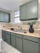 581 Walnut St in Elizabeth, NJ - Building Photo - Building Photo