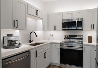 777 Dunlavy St in Houston, TX - Building Photo - Building Photo