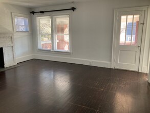 301 W G St in Elizabethton, TN - Building Photo - Building Photo