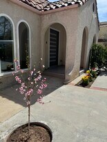 1536 N Commonwealth Ave, Unit 1538 in Los Angeles, CA - Building Photo