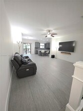 4538 E Aqua Bella Ln in Davie, FL - Building Photo - Building Photo