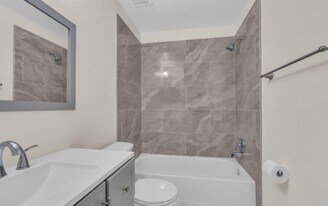 10206 Ashbrooke Ct, Unit A in Oakton, VA - Building Photo