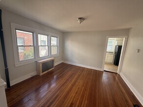 251 Euclid Ave in Trenton, NJ - Building Photo - Building Photo