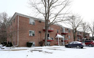 Carriage Hill Apartments