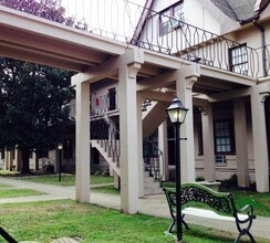 Pelham Place in Norfolk, VA - Foto de edificio - Building Photo