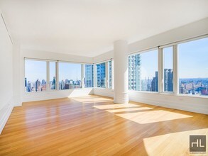 252 E 57th St-Unit -45B in New York, NY - Building Photo - Building Photo