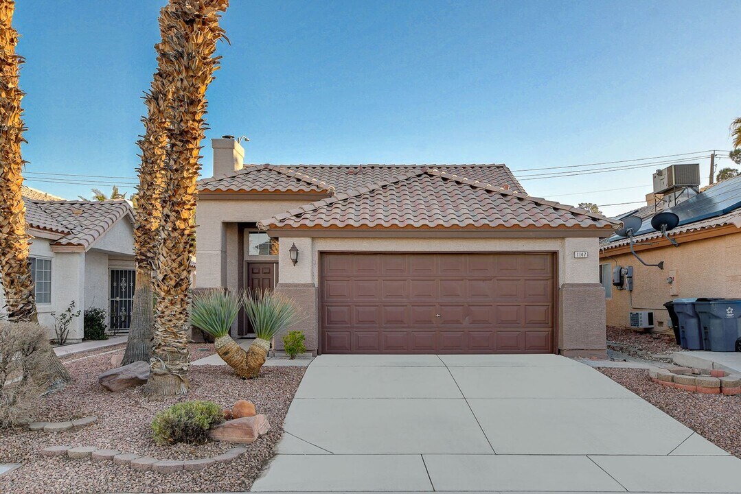 1147 Overture Dr in Las Vegas, NV - Building Photo