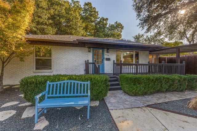 property at 3778 Shorecrest Dr